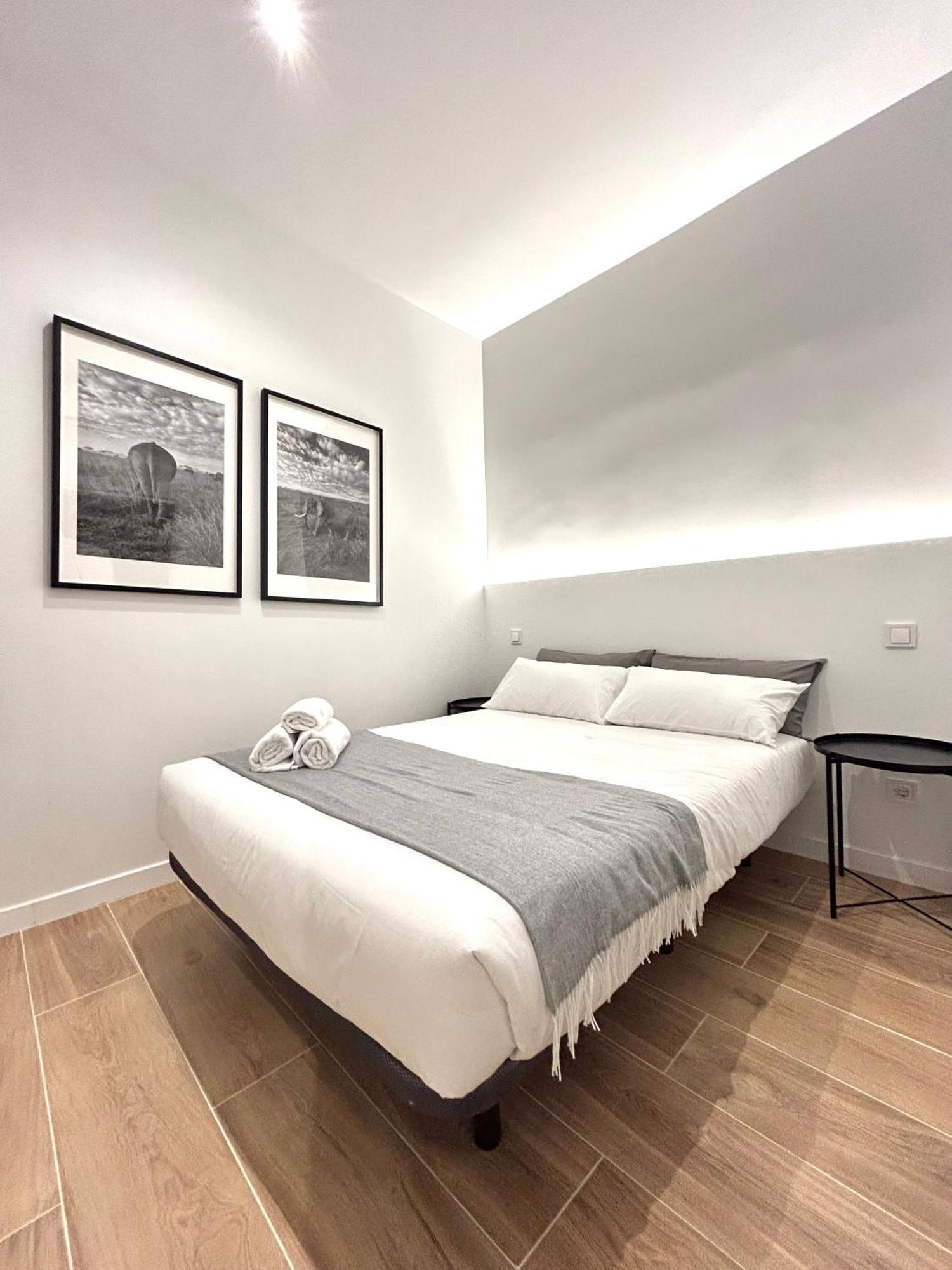 Casa De Huespedes San Andres Hotel Madrid Eksteriør billede
